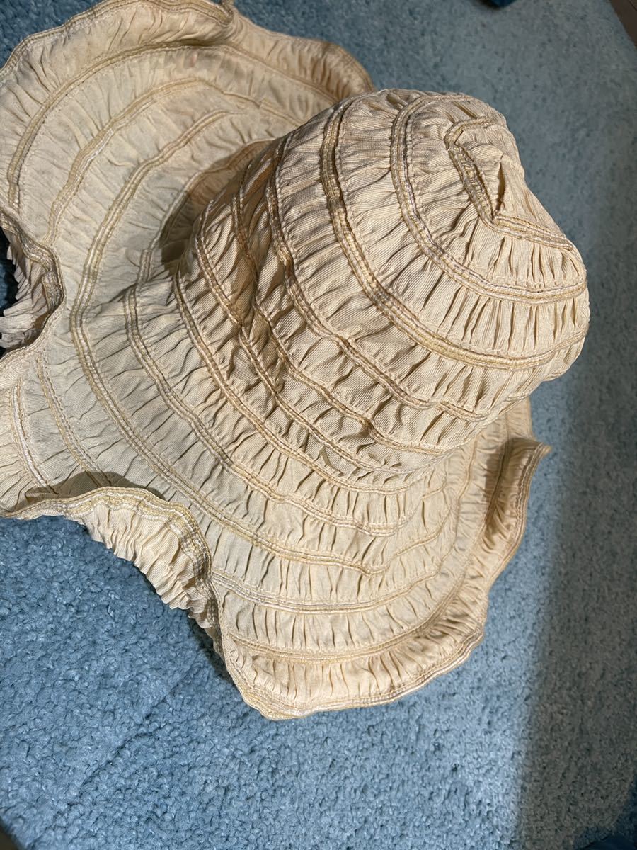 アウトレット　つば広ハット　折りたたみ　アイボリー　紫外線対策　ソフト素材　日除け