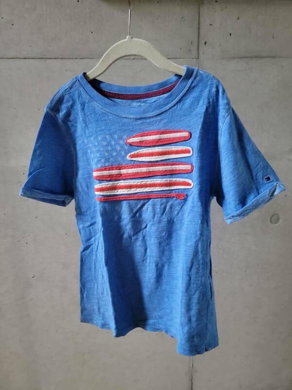 USED TOMMY HILFIGER★トミーヒルフィガー★子供服 　ブルー　Tシャツ　サイズ6-7