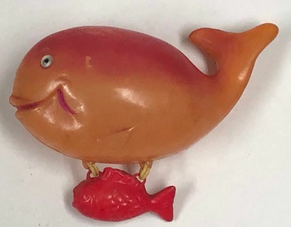 魚 クジラ？ セルロイド人形 レトロ 昔の 懐かしの おもちゃ