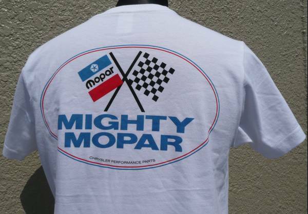 グランドワゴニア　MOPAR　モパーTシャツ＆ステッカー1枚 ！！