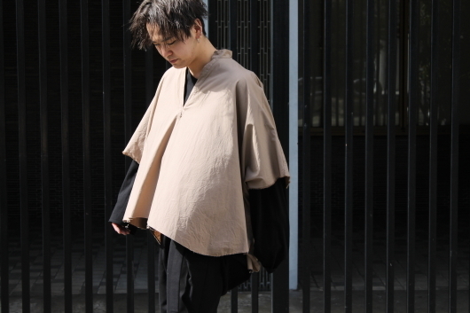 TAKAHIRO MIYASHITA The SoloIst./タカヒロミヤシタ ザ ソロイスト/nehru collar poncho shirt. ポンチョシャツ/カットオフ/SIZE46 