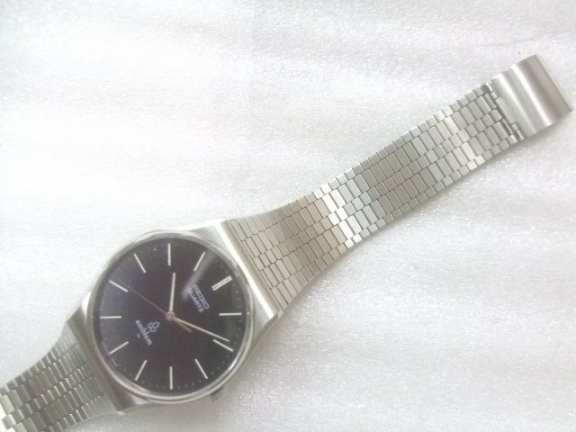 デッドストック未使用1975年高級セイコーエンブレムクオーツ腕時計　U510