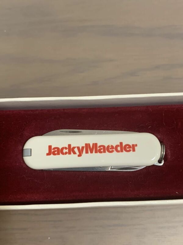 限定　Jacky Maeder ビクトリノックス　クラシック　SD コラボ　Victorinox classic マルチツール ノベルティ