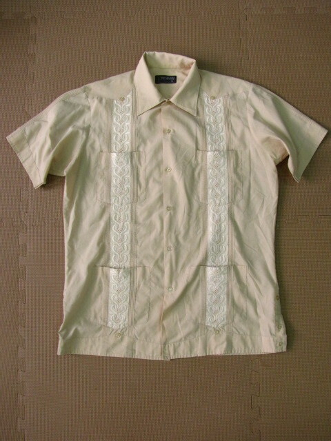 N331＊70～80s VAN HEUSEN ヴァンヒューゼン オールド　キューバシャツ 半袖　刺繍　ビンテージ