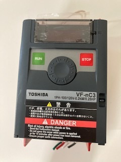 TOSHIBA 超小型・簡単インバーターTransister Inverter VFNC3S-1002P 