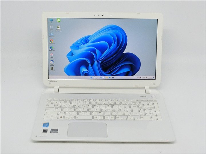 WEBカメラ/中古/15.6型/ノートPC/Win11Pro/新品SSD512/8GB/COREi7　5500/TOSHIBA　T65/PWD　テンキー 　office搭載 　送料無料