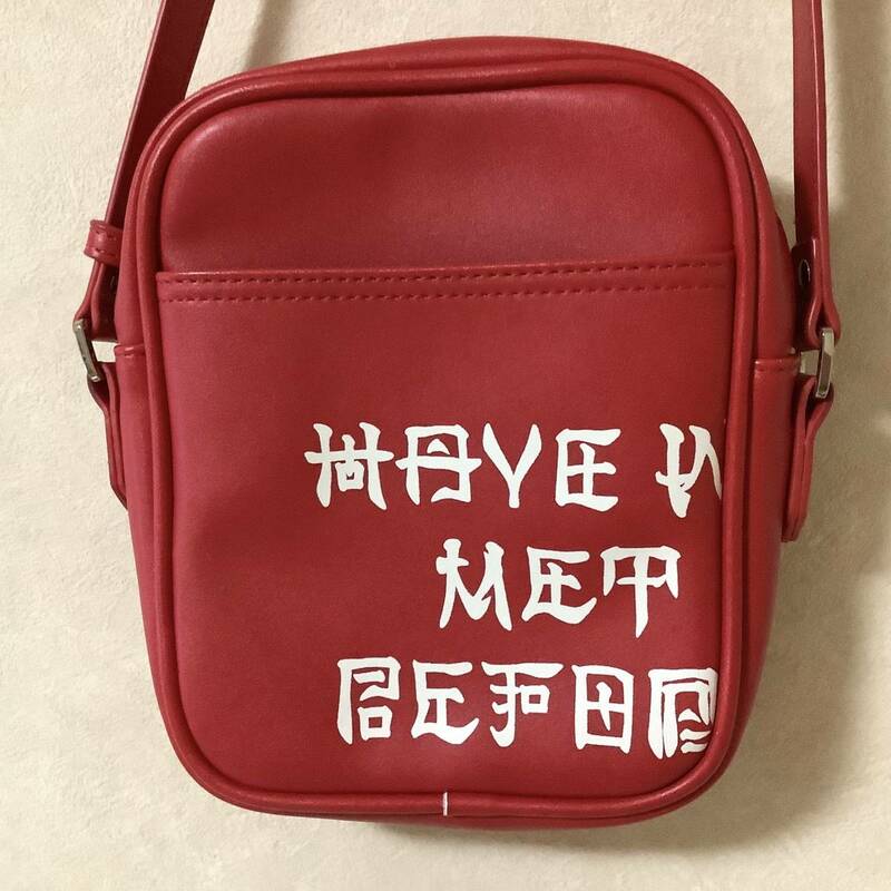 アナザーエディション Another Edition★インチキ漢字バッグ Bag ショルダー グラフティ 赤 フェイクレザー 赤 レッド アジアのいかした