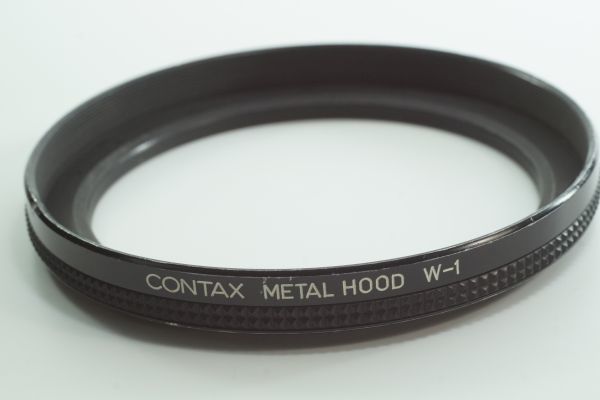 影108 【並品】CONTAX METAL HOOD CONTAX METAL HOOD W-1 取付けネジ径は82mm Distagon T ＊21mm F2.8 コンタックス レンズフード