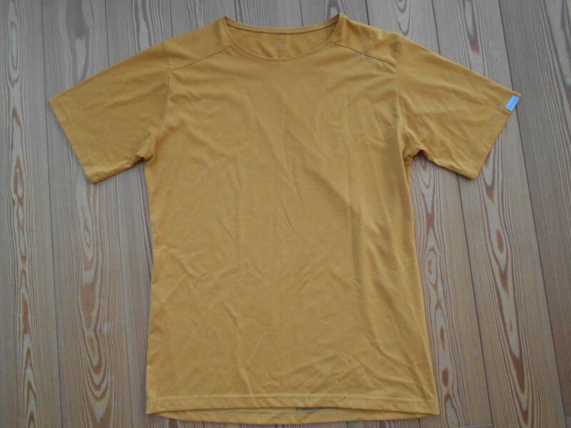 フーディ二　houdini 半袖Tシャツ　オレンジ　ヨーロッパSサイズ（日本Ｍくらい）