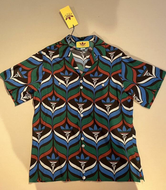 新品　adidas GUCCI トレフォイルプリント　ボーリングシャツサイズ44 超希少