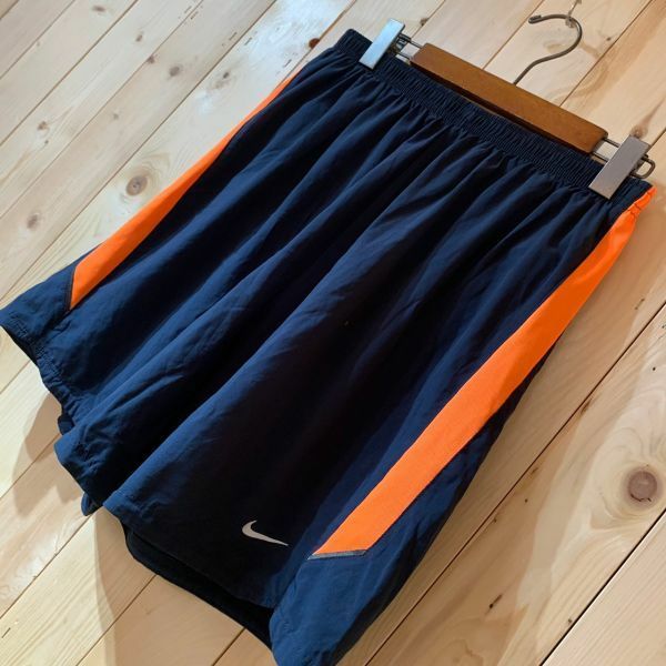 [KWT2442] NIKE ハーフパンツ メンズ ネイビー×オレンジ XL コン