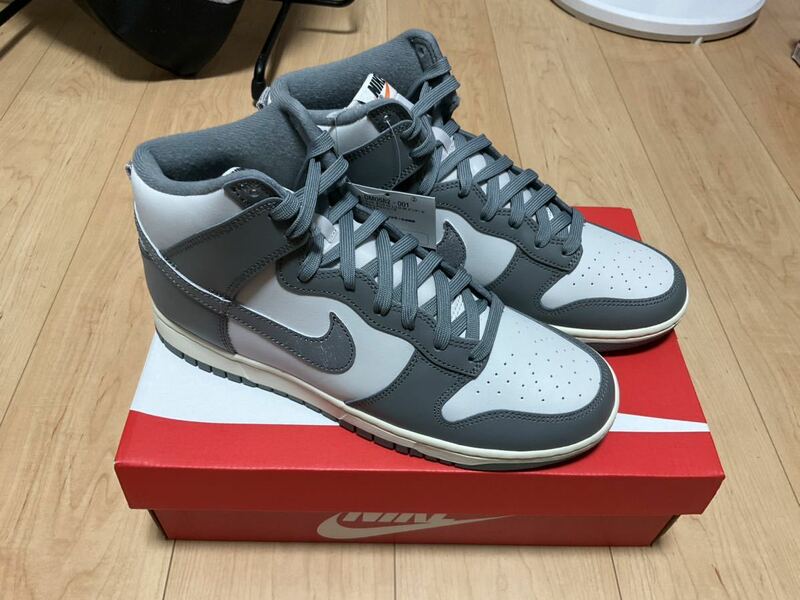 新品 27.5cm NIKEナイキ DUNK HI RETRO SE VNTG LIGHT BONE GREYダンク ハイ レトロ ヴィンテージ DM0582-001 US9.5 本物 灰 atmos