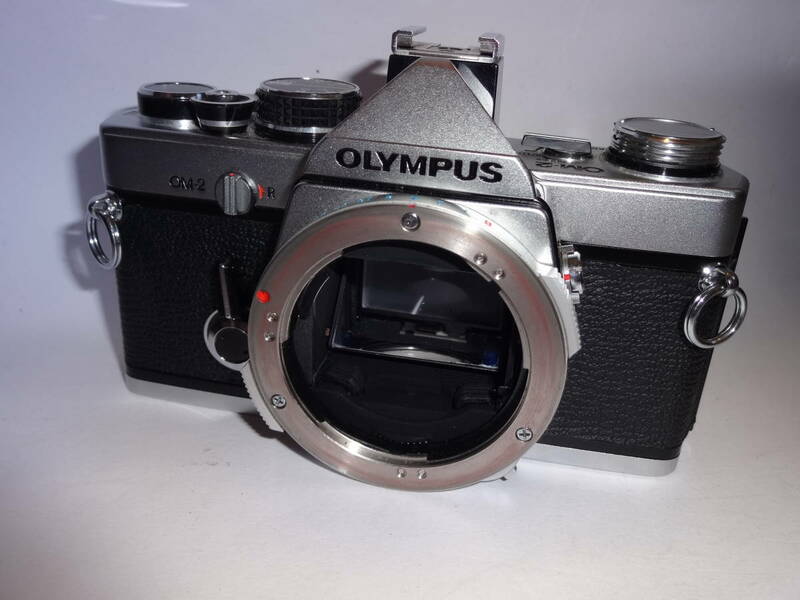 オリンパス Olympus OM-2 フィルム一眼レフカメラ シルバー 459234 送料無料