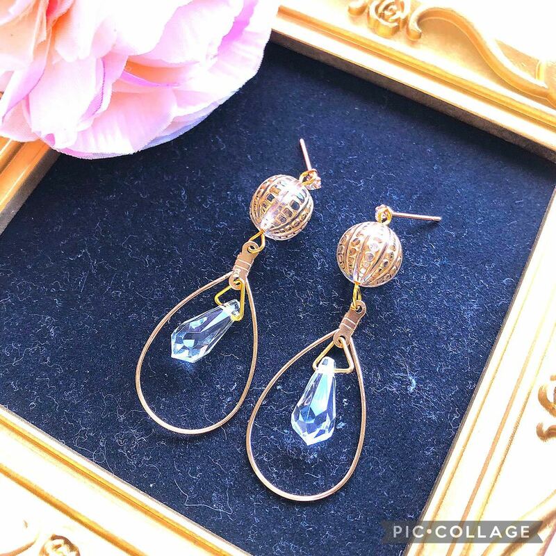 ☆クリスタルのピアス ゴールド☆ 金 耳飾り イヤリング ハンドメイド アクセサリー パーティー 結婚式 二次会 普段使い