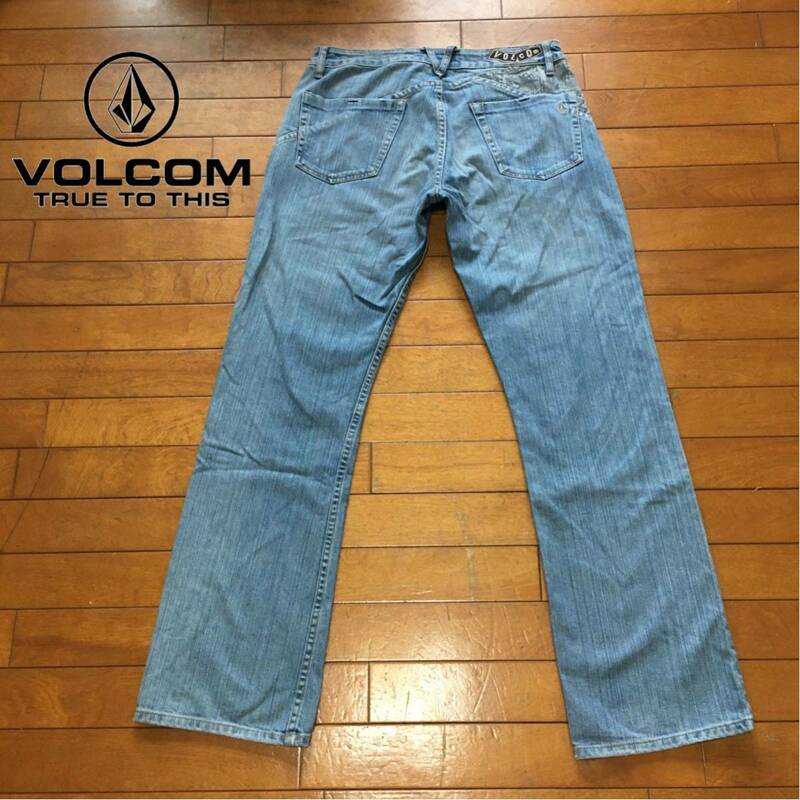 ★【 VOLCOM 】★縦落ちデニム 切り替え ストレートジーンズ★サイズ32★P330