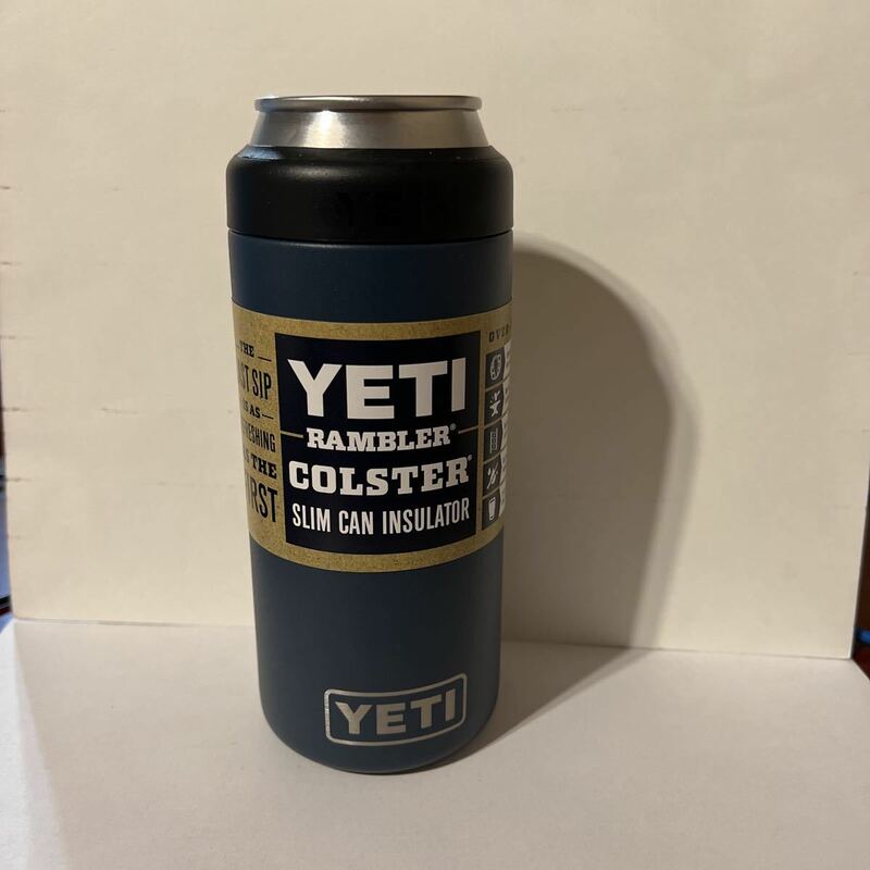YETI イエティ ランブラー 12oz 缶ホルダー　スリムタンブラー　マイボトル アウトドア　キャンプ用品　ネイビー