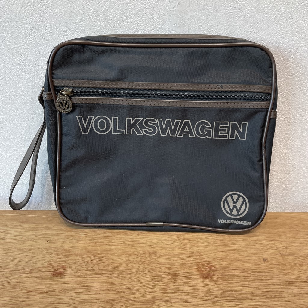 ファン必見　フォルクスワーゲン/VOLKSWAGEN　セカンドバッグ　黒／ブラック　ディーラー限定　H545