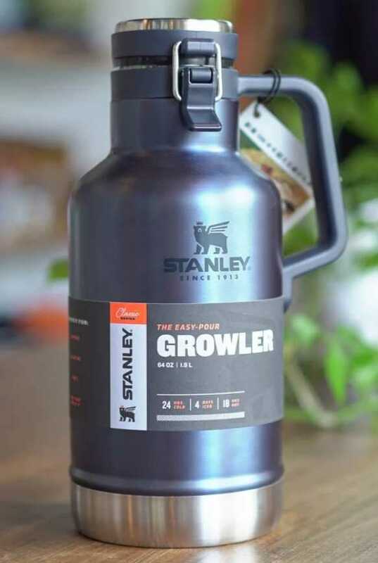 ■スタンレー STANLEY 真空グロウラー 未使用1.9L ネイビー　グロウラー 