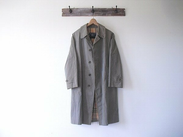 Burberry's Balmacaan Coat（1970s ～）バーバリーズ　バルマカーン　ステンカラー　Made in England　コットン100%　カーキ　ヴィンテージ