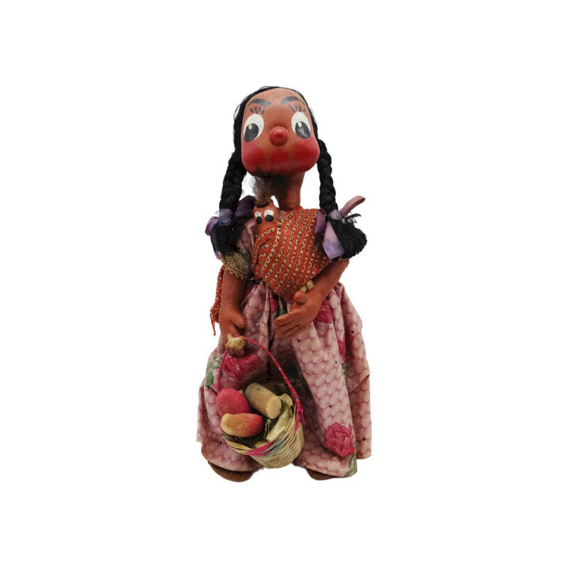 ★Vintage Mexican folk art paper mache gourd doll