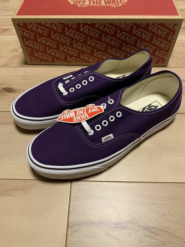 VANS AUTHENTIC