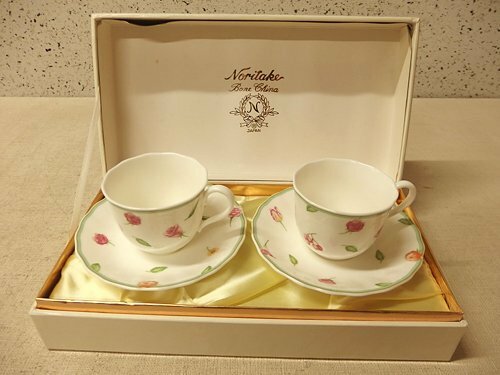 0920176w【Noritake 4551 APERTO ノリタケ アペルト C＆S 2客】カップ7.8×7.8×H6cm、ソーサーφ14×H2.2cm程度/長期保管品/箱入り