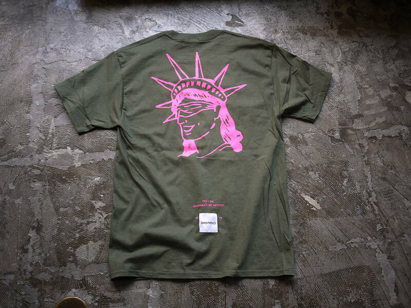 ラスト1 NY購入/OLIVE GREEN/M/YES.I AM''CAMPIONE''DEL MONDO Short Sleeve T-Shirts/上質コットン Tシャツ