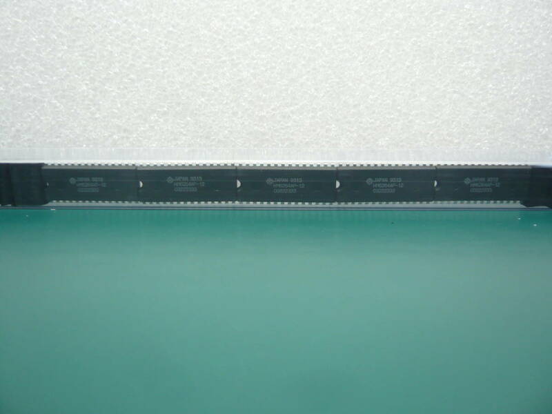 HITACHI HM6264AP-12 (8192-word X 8bit High Speed CMOS Static RAM) 5個 送料込み