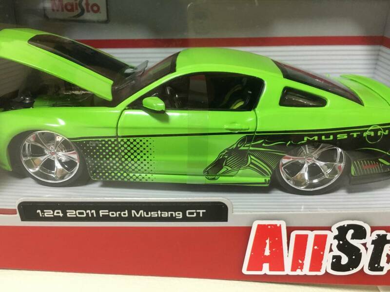 マイスト　1/24 2011 Ford Mustang GT Maisto AllStars