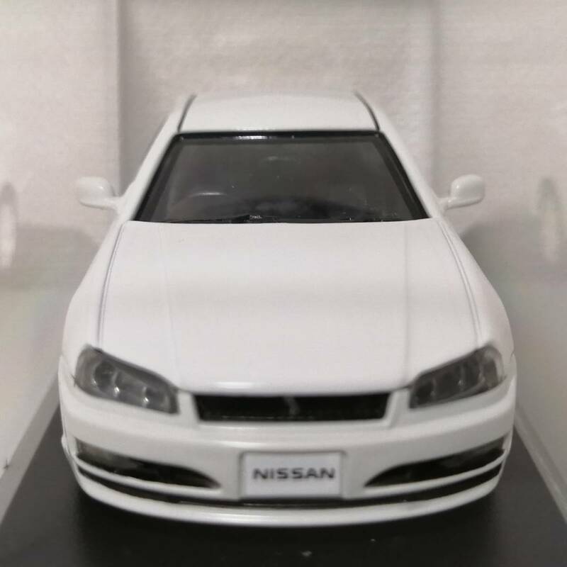 京商　kyosho　1/43　NISSAN SKYLINE　日産 スカイライン　25GT　TURBO ターボ　ミニカー