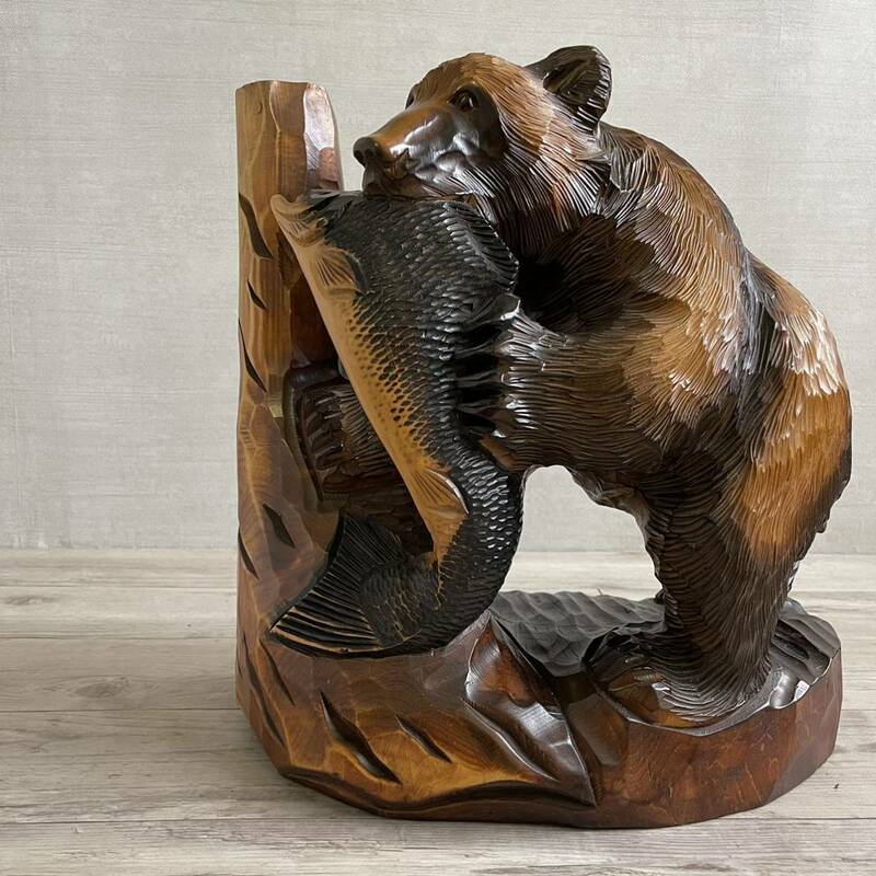 大作！48cm アイヌ 木彫り 熊 鮭 北海道 一刀彫 民芸品 彫刻 美術 インテリア 置物 札幌