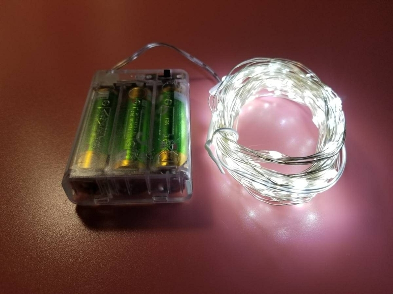 LED ストリングライト 10ｍ ホワイト 100個の電球 3xAA電池式 クリスマス 誕生日 パーティ 庭園 イルミネーションライト 装飾ライト