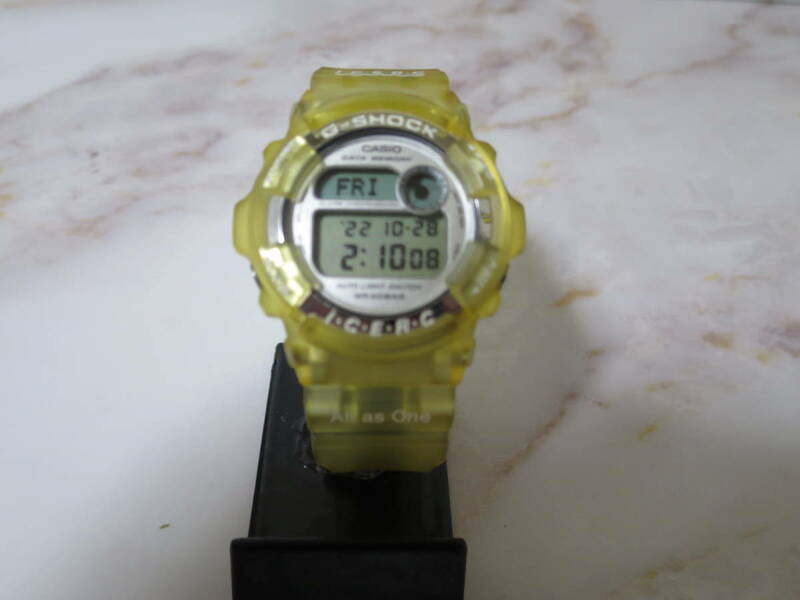 カシオ　G-SHOCK 第7回イルクジモデル　1845 DW-9200K スケルトン　スクリューバック