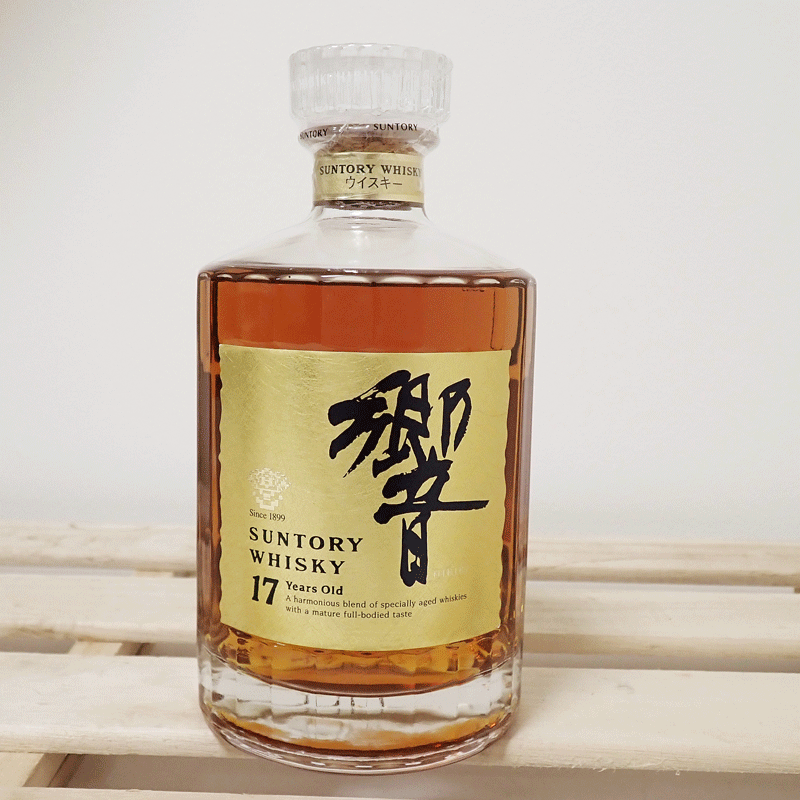 福島県内発送！！20歳以上！！ サントリー SUNTORY 響 17年 両面ゴールドラベル 750ml 国産ウイスキー 希少ボトル 送料無料