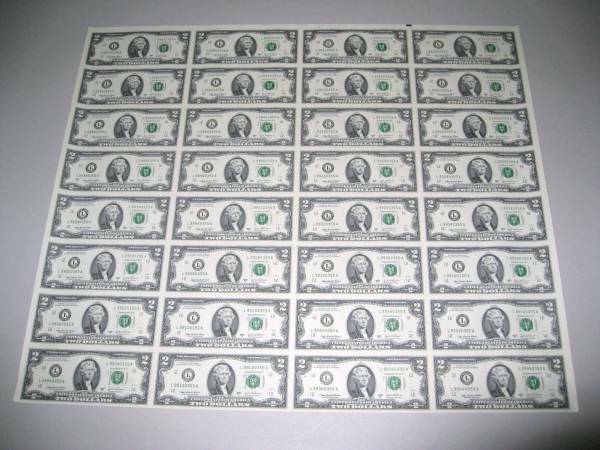 新品 アメリカ米国 ２ドル札(米国２ドル紙幣) 32枚未裁断シート
