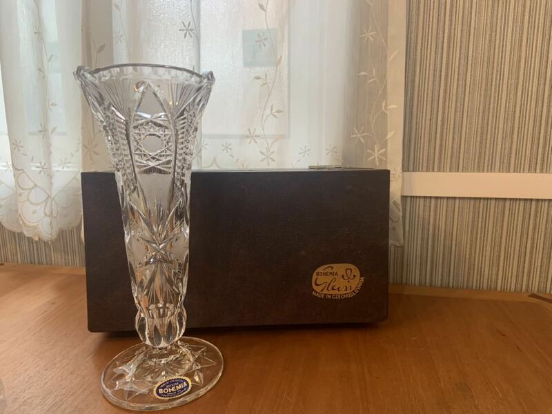 【未使用】BOHEMIA ボヘミアクリスタル クリスタルガラス 花瓶 フラワーベース 花器 花入れ 約25cm