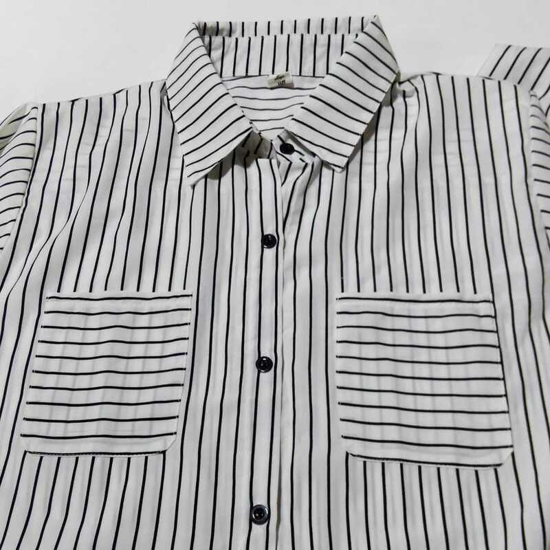 白黒ストライプの素敵なオーバーサイズシャツ　ラージサイズ 韓国ブランド　ブラウス ストライプ モノクロ モノトーン 羽織 ビッグシャツ　