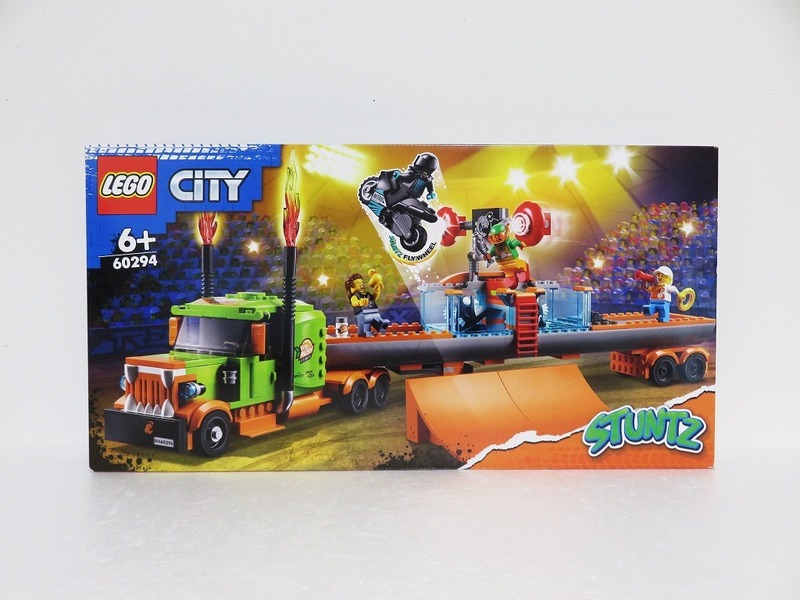 送料無料 新品 LEGO スタントショーのトラック レゴ シティ 車 バイク 60294