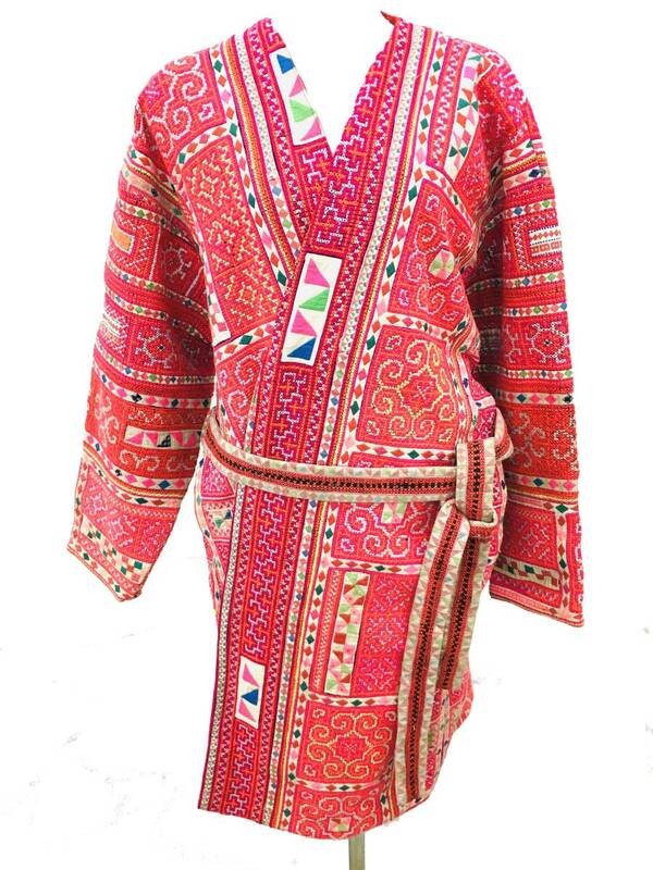 刺繍 民族衣装 ビンテージ　ロングコート エスニックコート ラップコート ピンク系