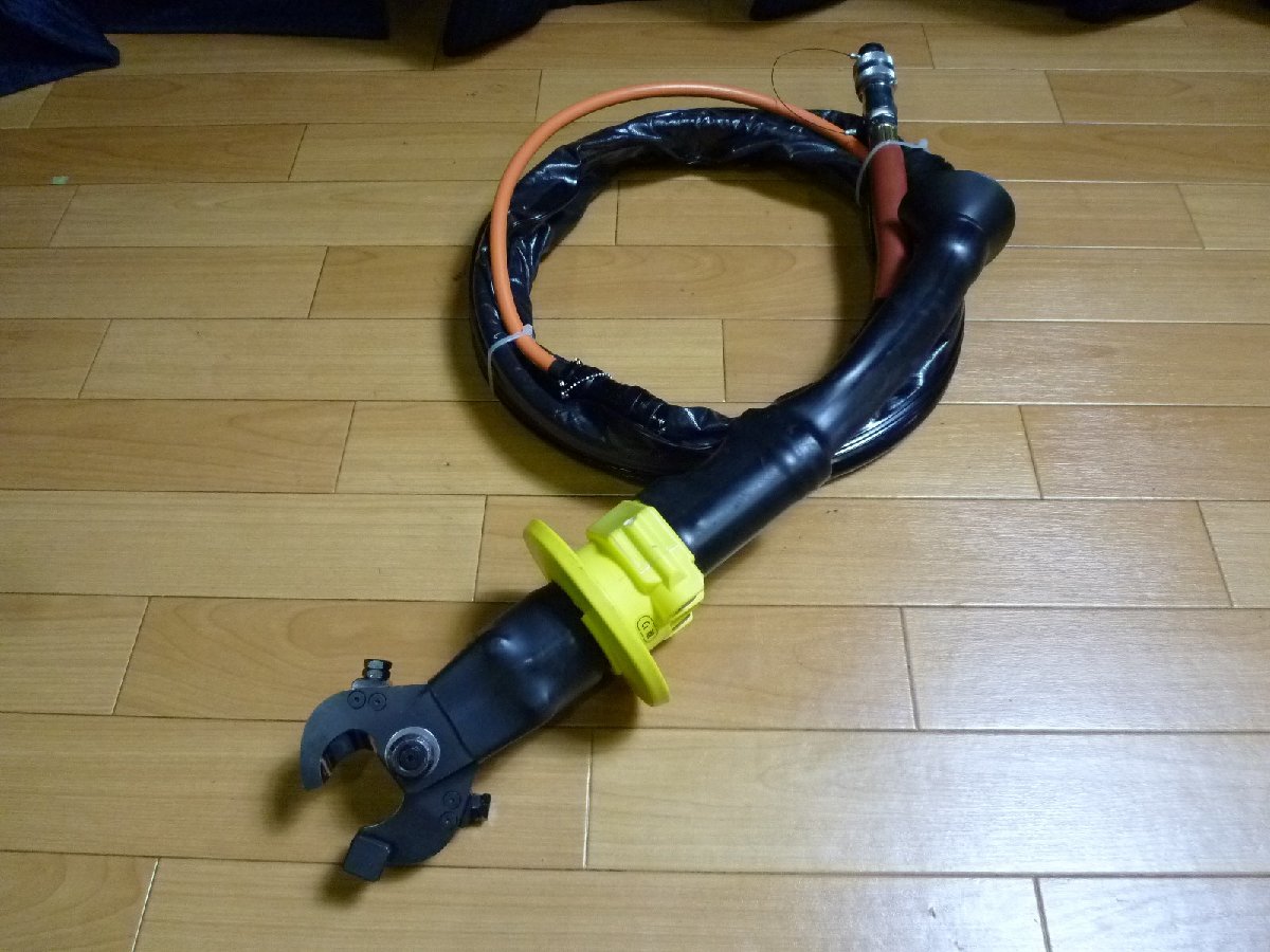 ▲ 美品 詳細不明 ? IZUMI 泉精器 ケーブルカッター ▲