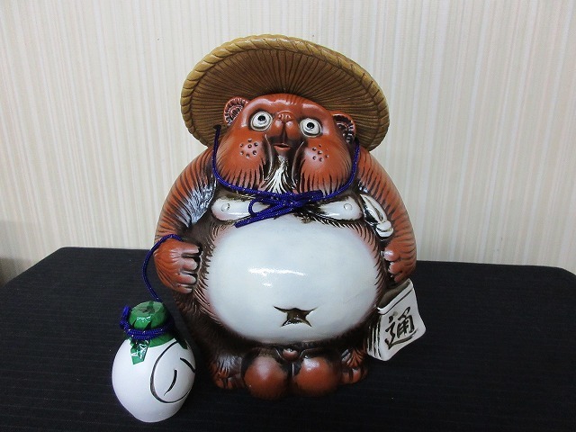 陶器製　狸の置物　縁起物　商売繁盛　昭和レトロ