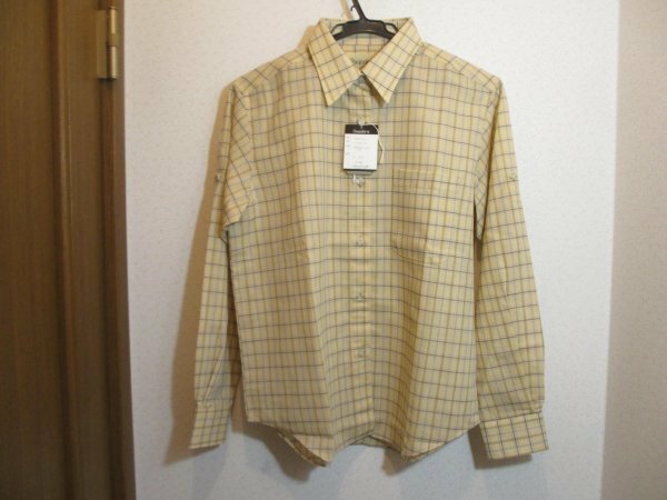 ベージュ　チェック柄　Comodore　カジュアルシャツ　Ｍサイズ　日本製　未使用品