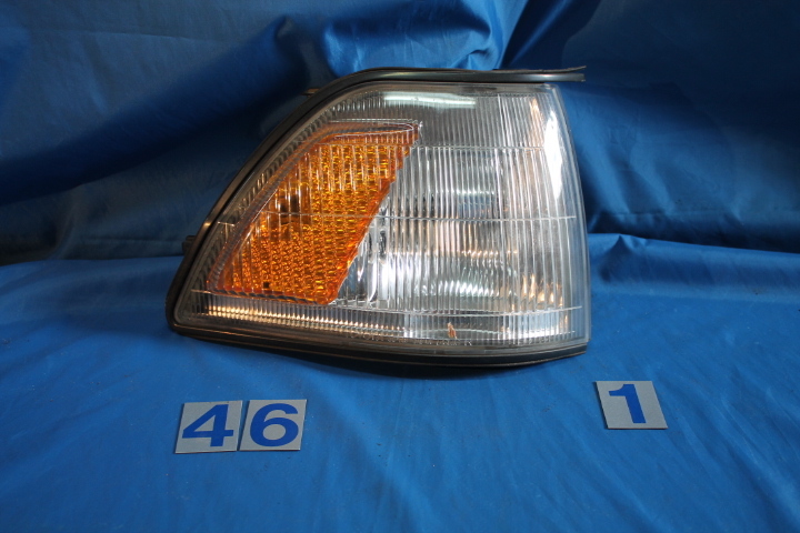 KL-203-1 トヨタ 純正 MS137 クラウン 右コーナークリアランスランプ ウインカー KOITO 30-149