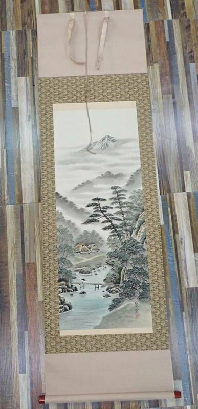 すばらしい 掛軸 彩色山水 桜井 山水画 /美術品 骨董 掘り出し 蔵出し 碧堂 /山/中国 詳細不明/23