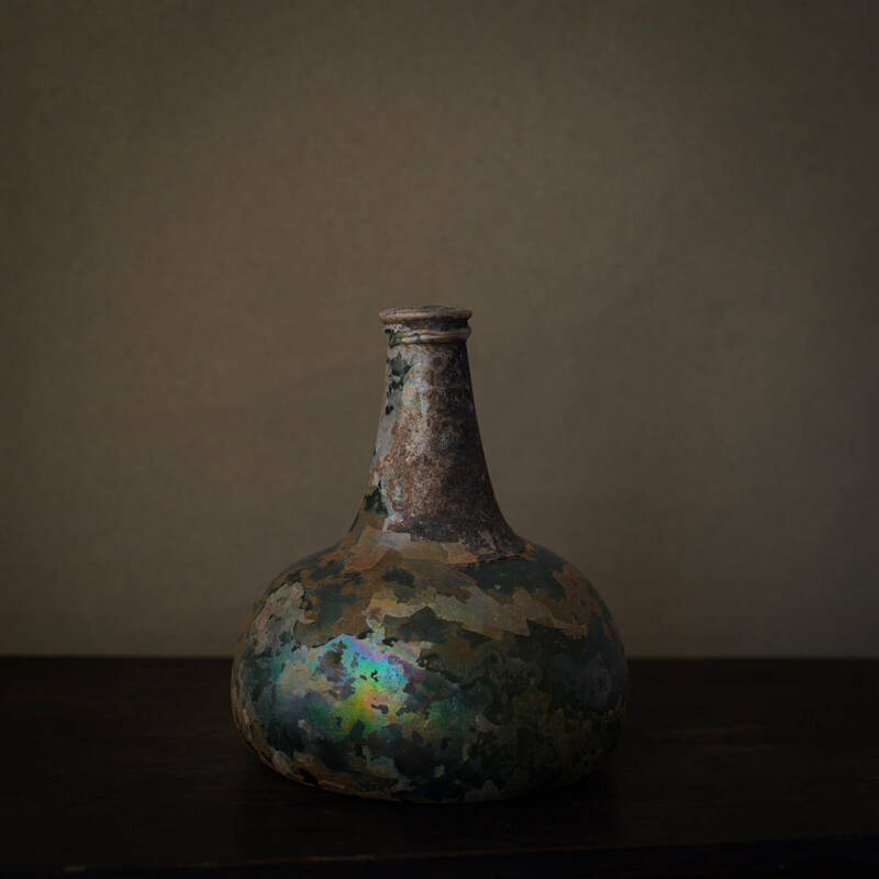 17-18世紀 銀化したオニオンボトル オランダ発掘品 / アンティーク1700年代 オブジェ 花入 花器 ガラス瓶 硝子 デルフト ローマンガラス