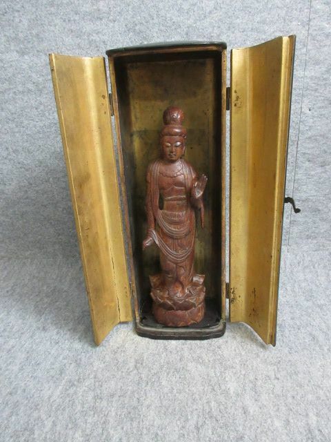 【政】27685 黒塗厨子入仏像 仏教美術 置物 骨董 古物