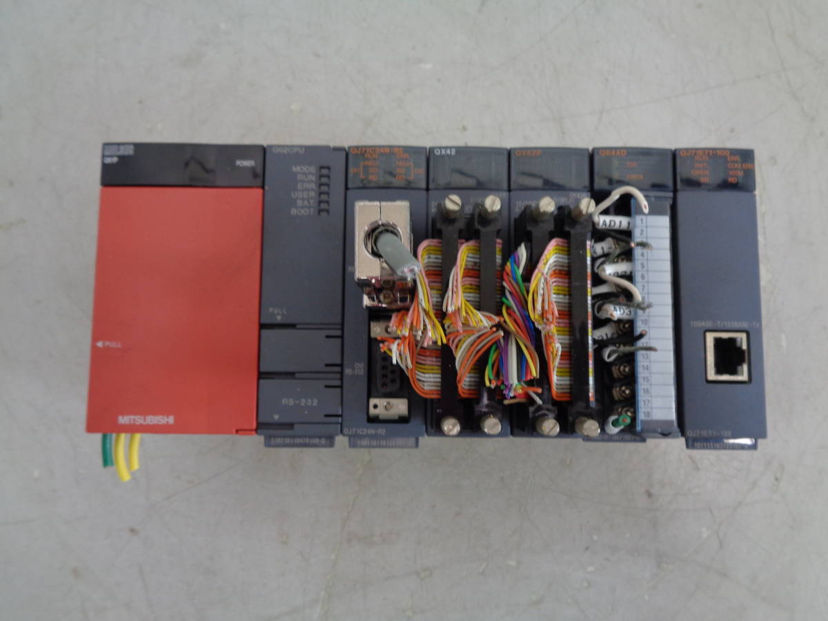 MK6307 三菱　Q61P / Q02CPU / QX42 / QJ71C24N-R2 / QY42P / Q64AD / QJ71E71-100 配電用品