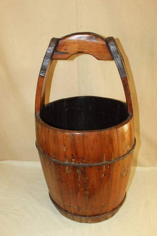 ■桶　手桶　取っ手付き　木製　インテリア　置物　オブジェ　アンティーク　和風　古道具■
