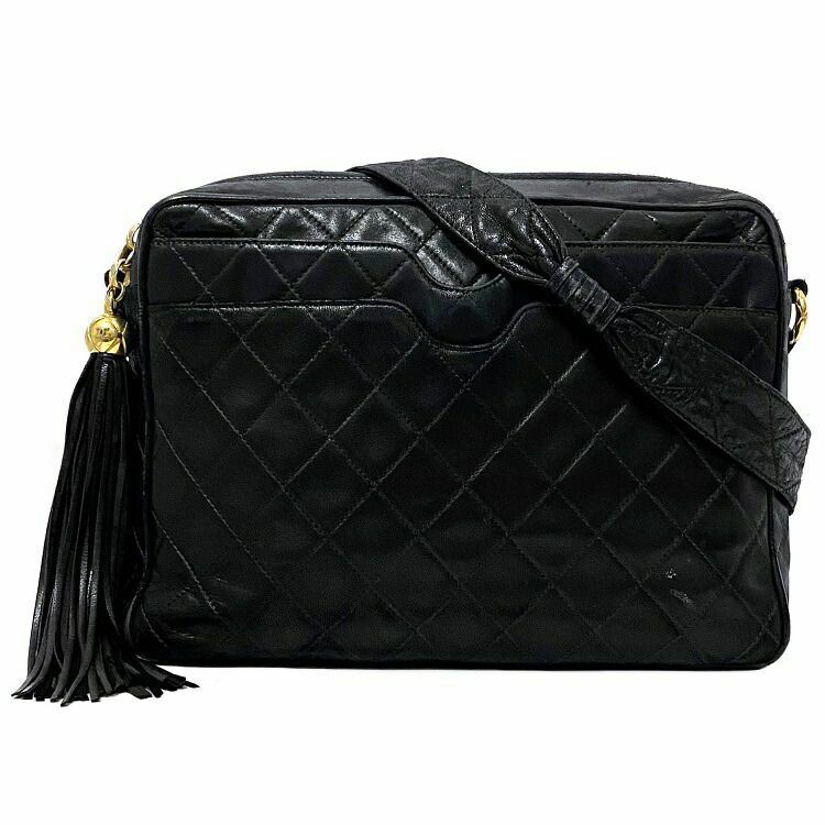 シャネル ショルダーバッグ ブラック ゴールド マトラッセ 美品 レザー ラムスキン 中古 6番台 CHANEL 黒