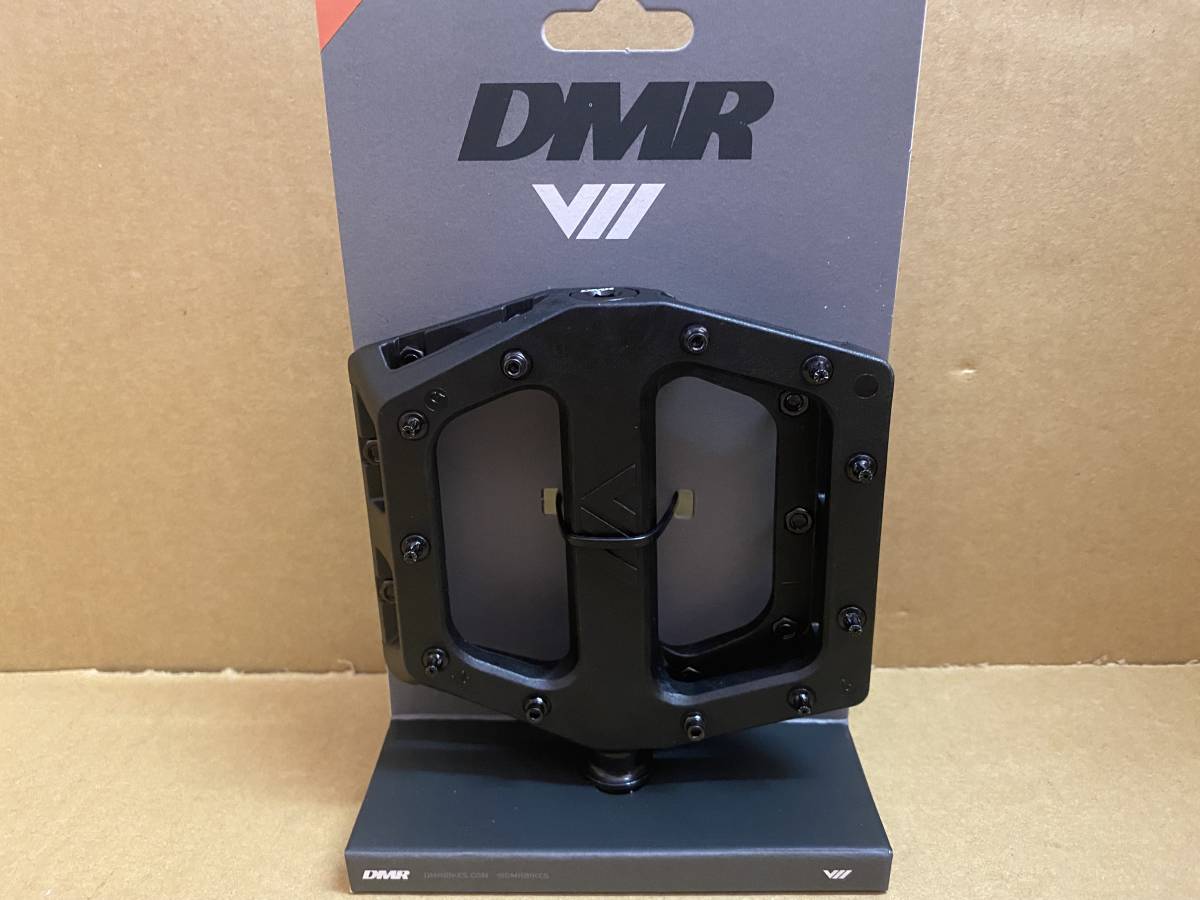 DMR V11 PEDAL フラット ペダル 　ブラック 新品未使用　